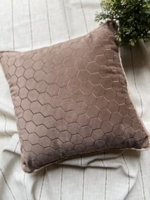 RUBY-the-furnishing-studio-wallpapersgarage.com-rubyliving.in-best -curtain-shop-in-ghatkopar-east-best-furnishing-store-near-me-ruby (8)